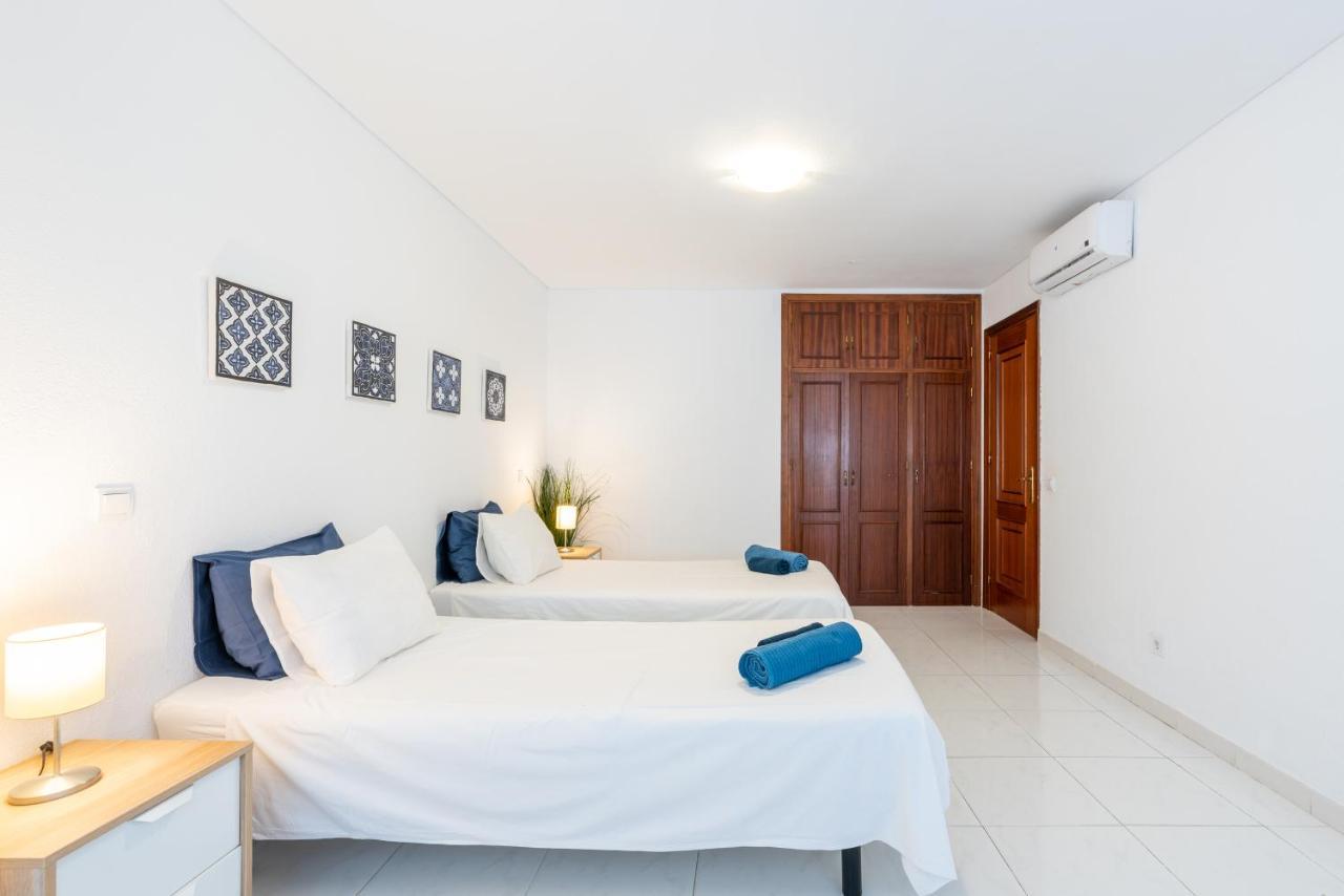 Eurosol Carihuela Apartment Torremolinos Bagian luar foto